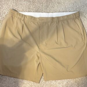 Reebok Men's Khaki Pleated Golf Shorts